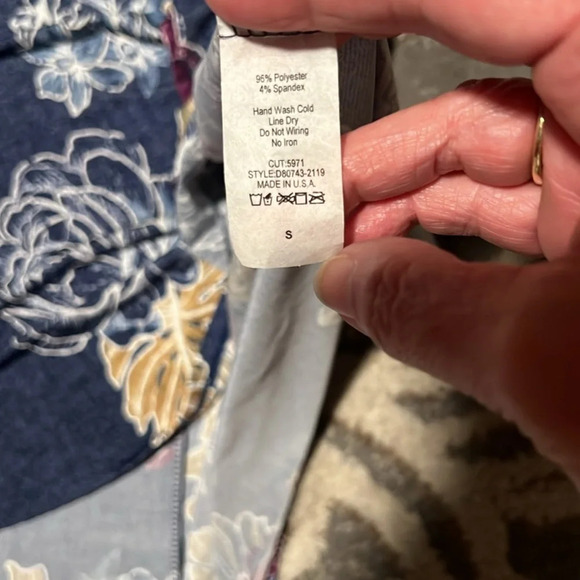 Paisley grace boutique dress. Like new. Super soft and stretchy. - Picture 4 of 4